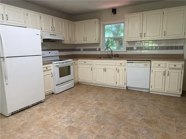 $240,000 | 3013 Barcelona Way, Conyers, GA 30012