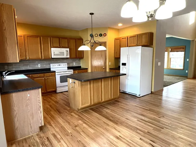 $463,900 | 1868 Moccasin Drive, Waconia, MN 55387