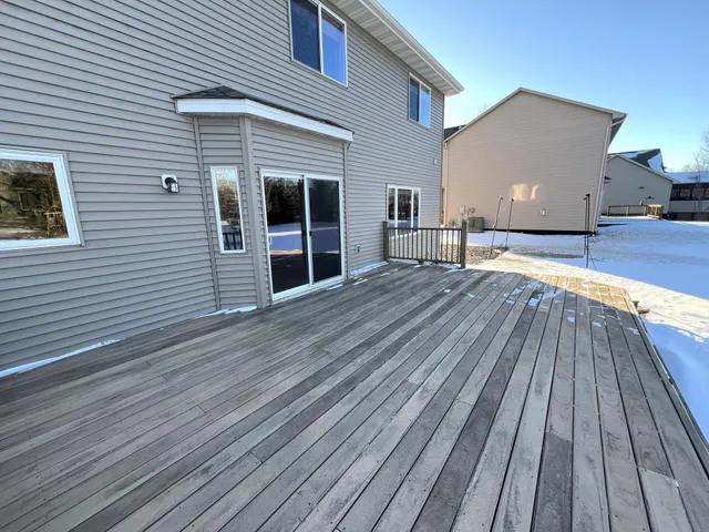 $463,900 | 1868 Moccasin Drive, Waconia, MN 55387