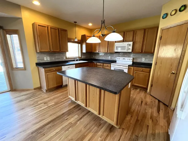 $463,900 | 1868 Moccasin Drive, Waconia, MN 55387