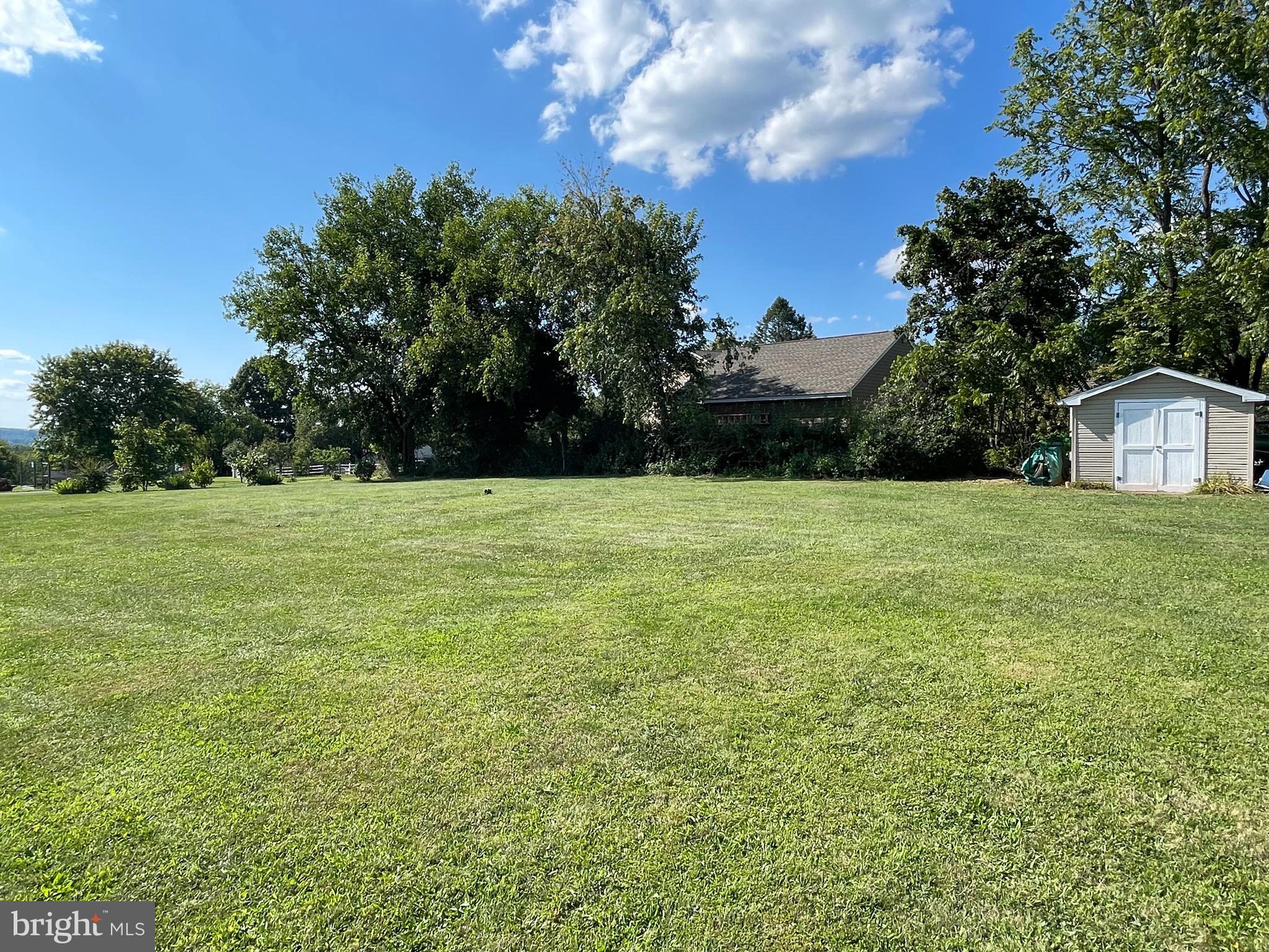 3343 Jacoby Road Coopersburg, PA 18036 - Photo 3 of 20 Gallery Image 3