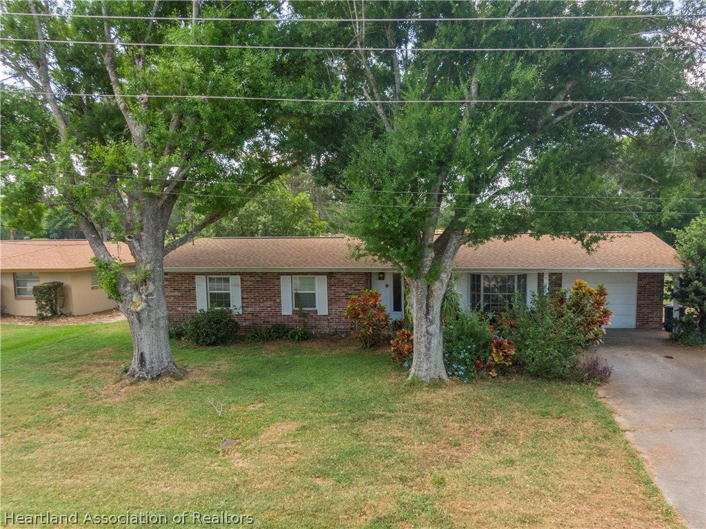 3272 Golfview Road Sebring, FL 33875 - Photo 1 of 21
