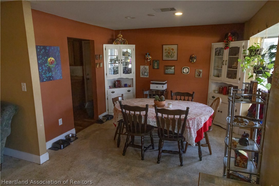 3272 Golfview Road Sebring, FL 33875 - Photo 4 of 21