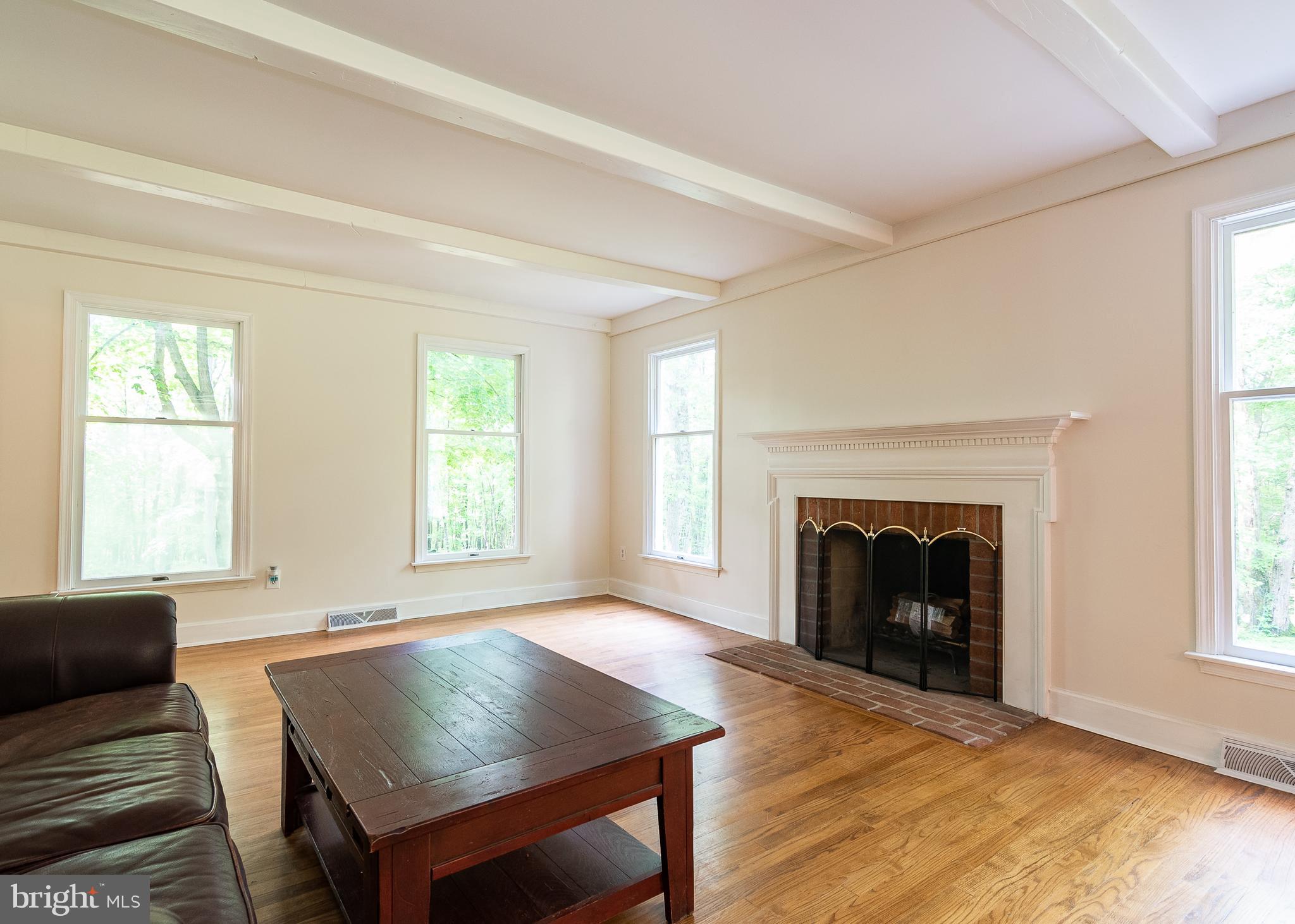 1144 Ridge Road Pylesville, MD 21132 - Photo 5 of 44 Living Room