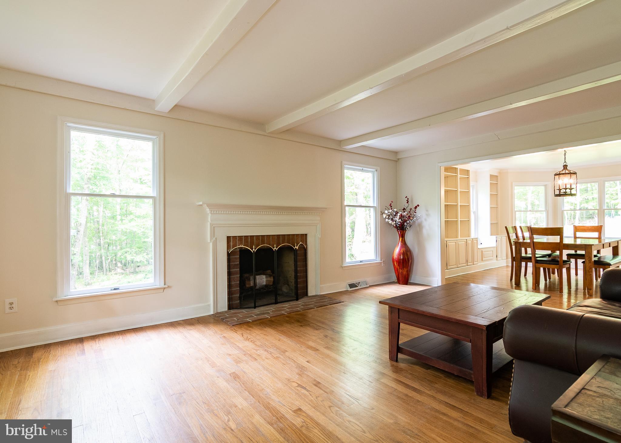 1144 Ridge Road Pylesville, MD 21132 - Photo 7 of 44 Living Room