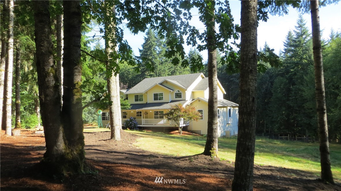 222 Crego Ridge Road Chehalis, WA 98532 - Photo 3 of 40 a view of a house with a yard