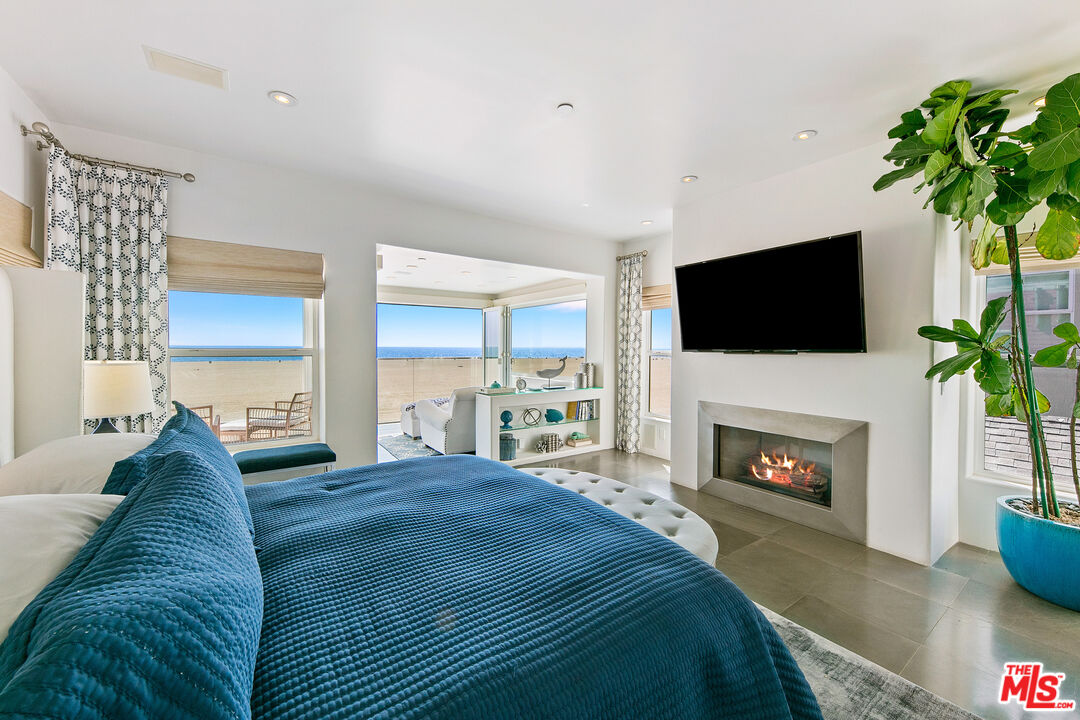 1341 Palisades Beach Road Santa Monica, CA 90401 - Photo 43 of 68