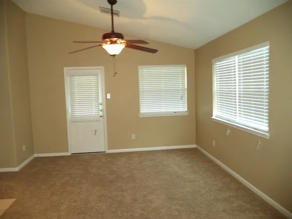 $2,135 | 2903 Windy Hollow Lane, League City, TX 77539