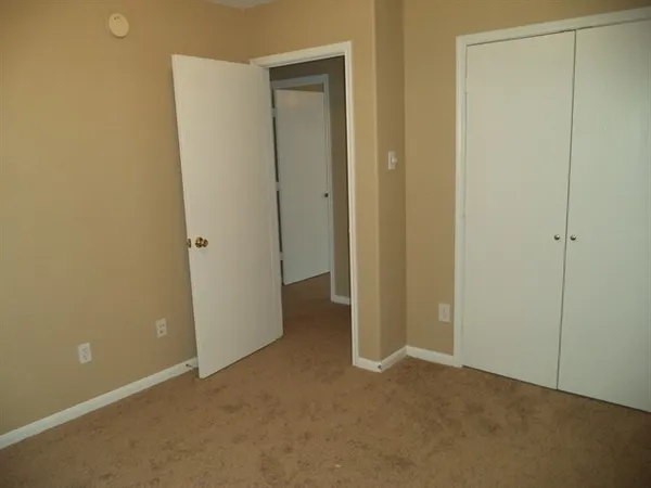 $2,135 | 2903 Windy Hollow Lane, League City, TX 77539