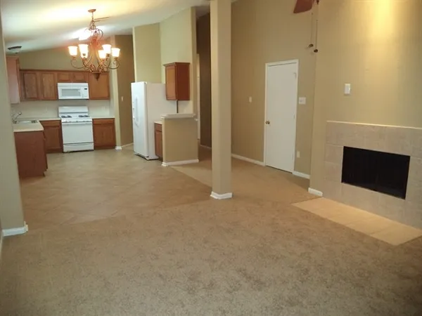 $2,135 | 2903 Windy Hollow Lane, League City, TX 77539