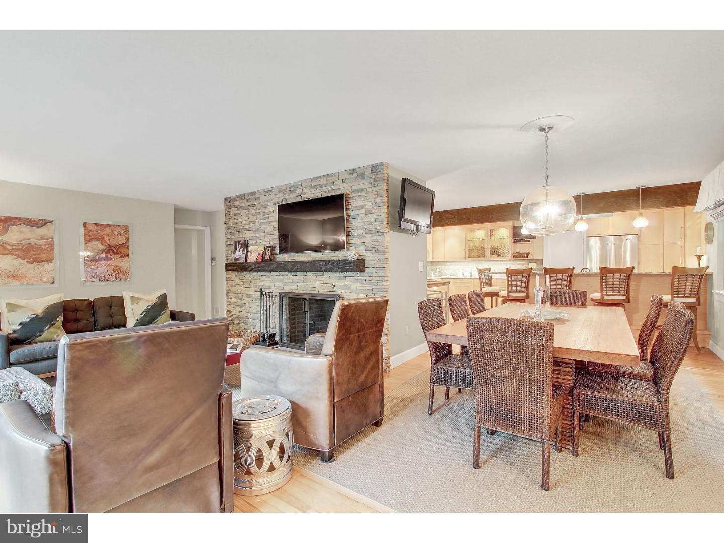 21 Jeffrey Road Reading, PA 19601 - Photo 3 of 25