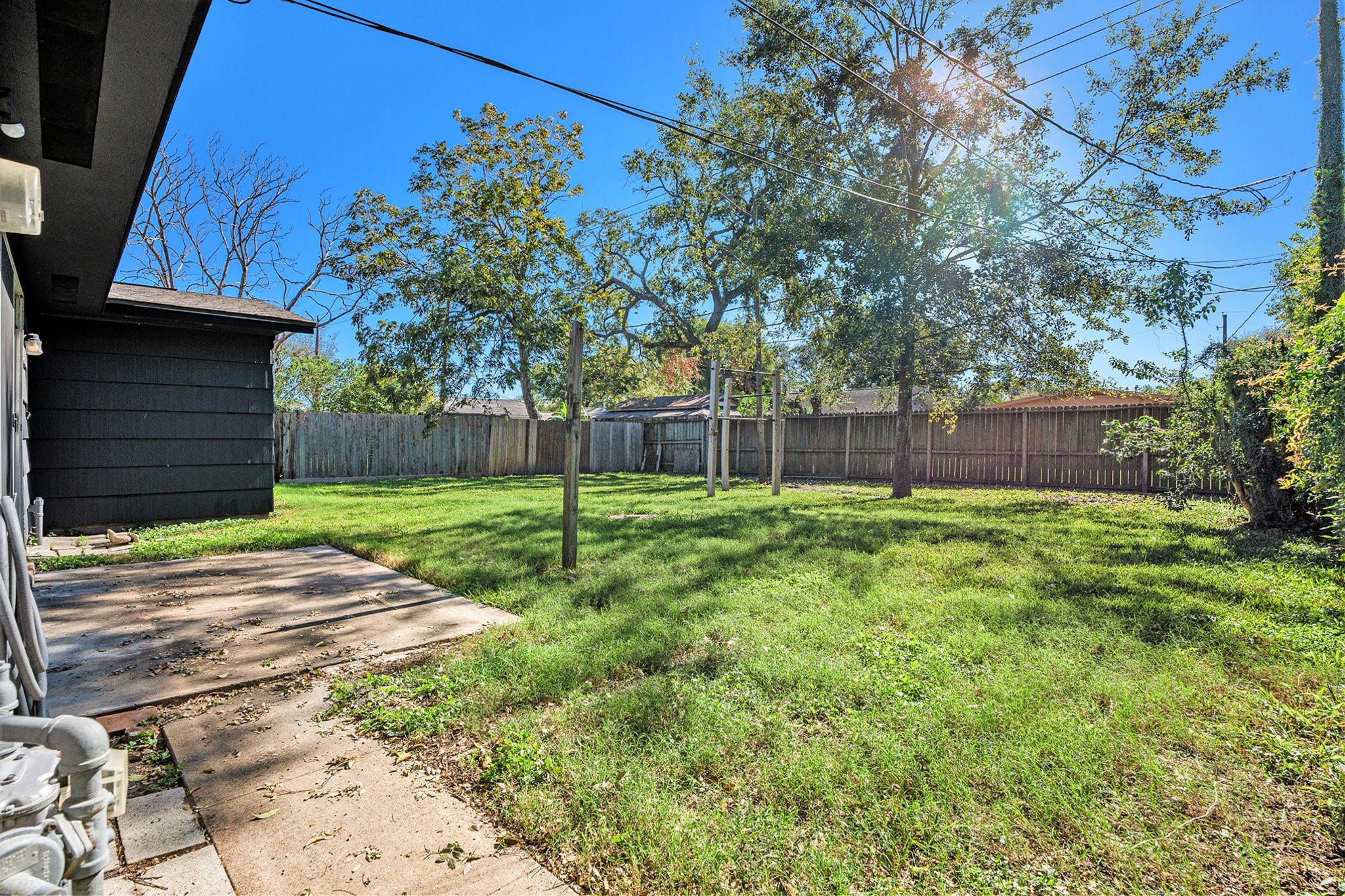 6325 Rowan Lane Houston, TX 77074 - Photo 16 of 18