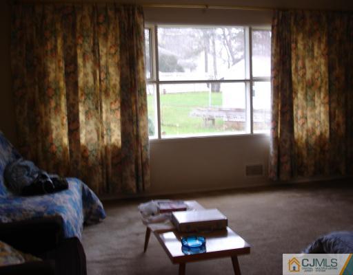 93 South Pennington Road New Brunswick, NJ 08901 - Photo 5 of 10 Gallery Image 5