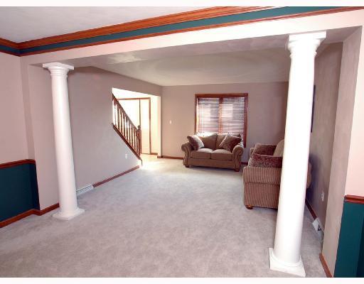 103 Renaissance Drive Irwin, PA 15642 - Photo 7 of 8 Gallery Image 7