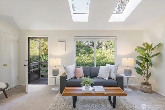 $719,000 | 2203 Northeast 177th Street, Shoreline, WA 98155