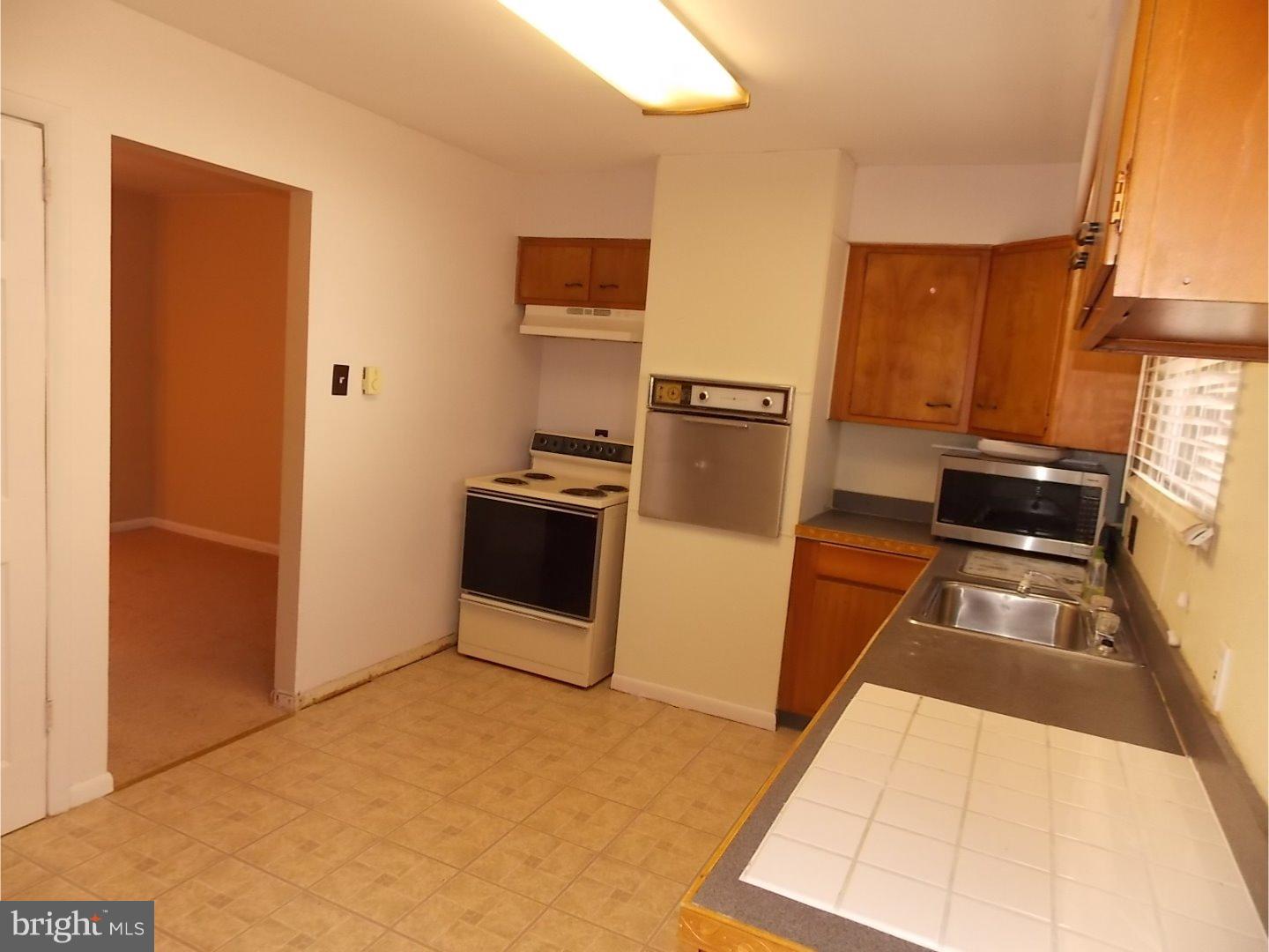 38 Higgins Avenue Clementon, NJ 08021 - Photo 14 of 24 Unit #2