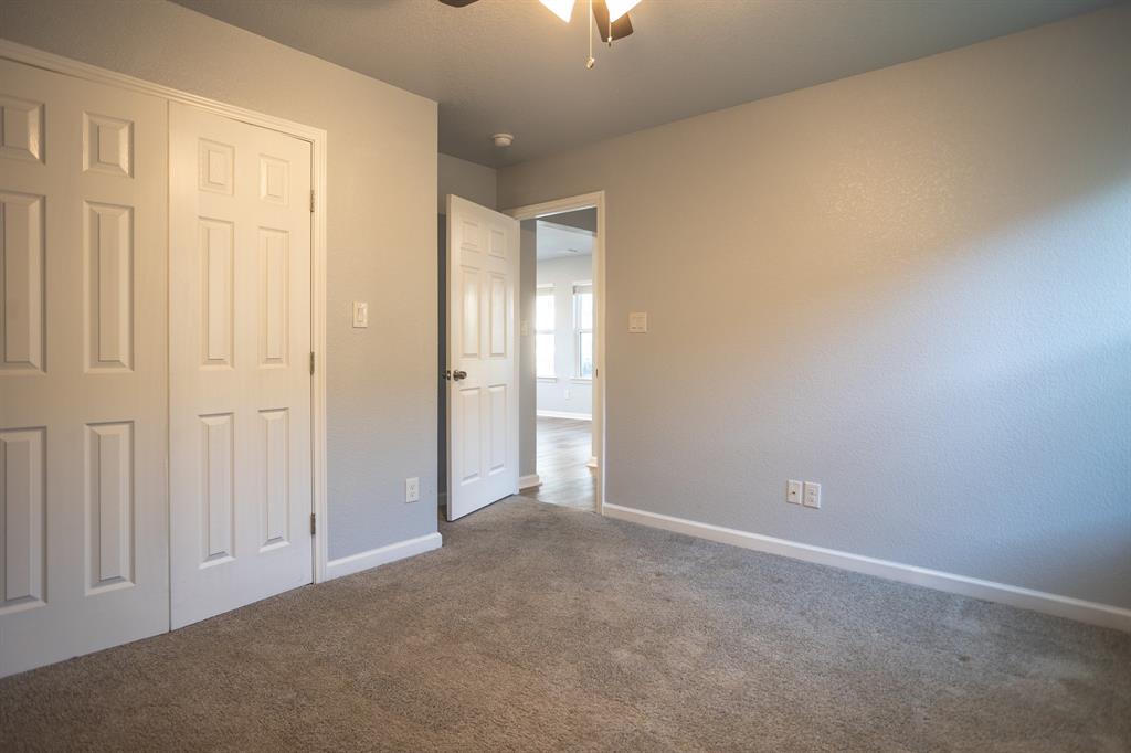 815 Ritchey Street Gainesville, TX 76240 - Photo 13 of 18