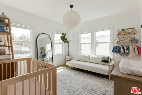 $649,000 | 1640 South Gramercy Place, Los Angeles, CA 90019