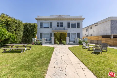 $649,000 | 1640 South Gramercy Place, Los Angeles, CA 90019