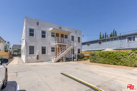 $649,000 | 1640 South Gramercy Place, Los Angeles, CA 90019