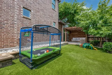 $799,900 | 9175 Rock Daisy Court, Dallas, TX 75231