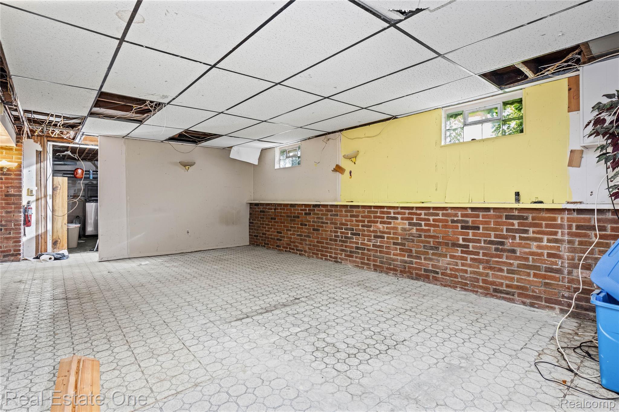 9585 North Eston Road Clarkston, MI 48348 - Photo 34 of 60 9585 N Eston - OnDemand Pix Photography (32).jpg
