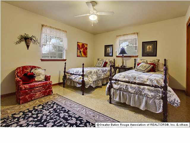 10027 Oliphant Road Baton Rouge, LA 70809 - Photo 8 of 10