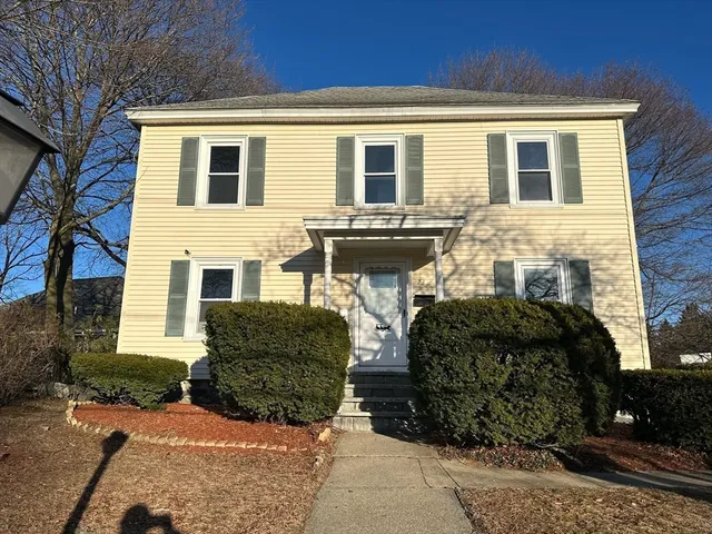 $589,000 | 75 Sladen Street, Dracut, MA 01826