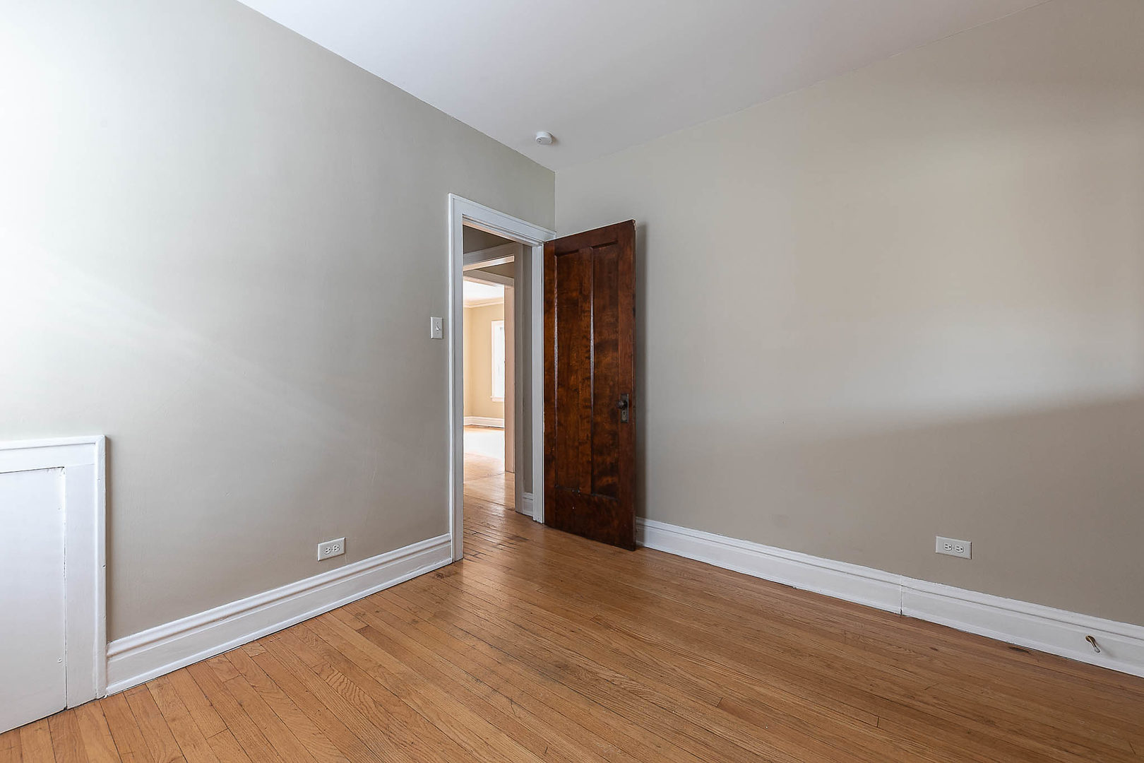3128 North Linder Avenue Chicago, IL 60641 - Photo 19 of 37