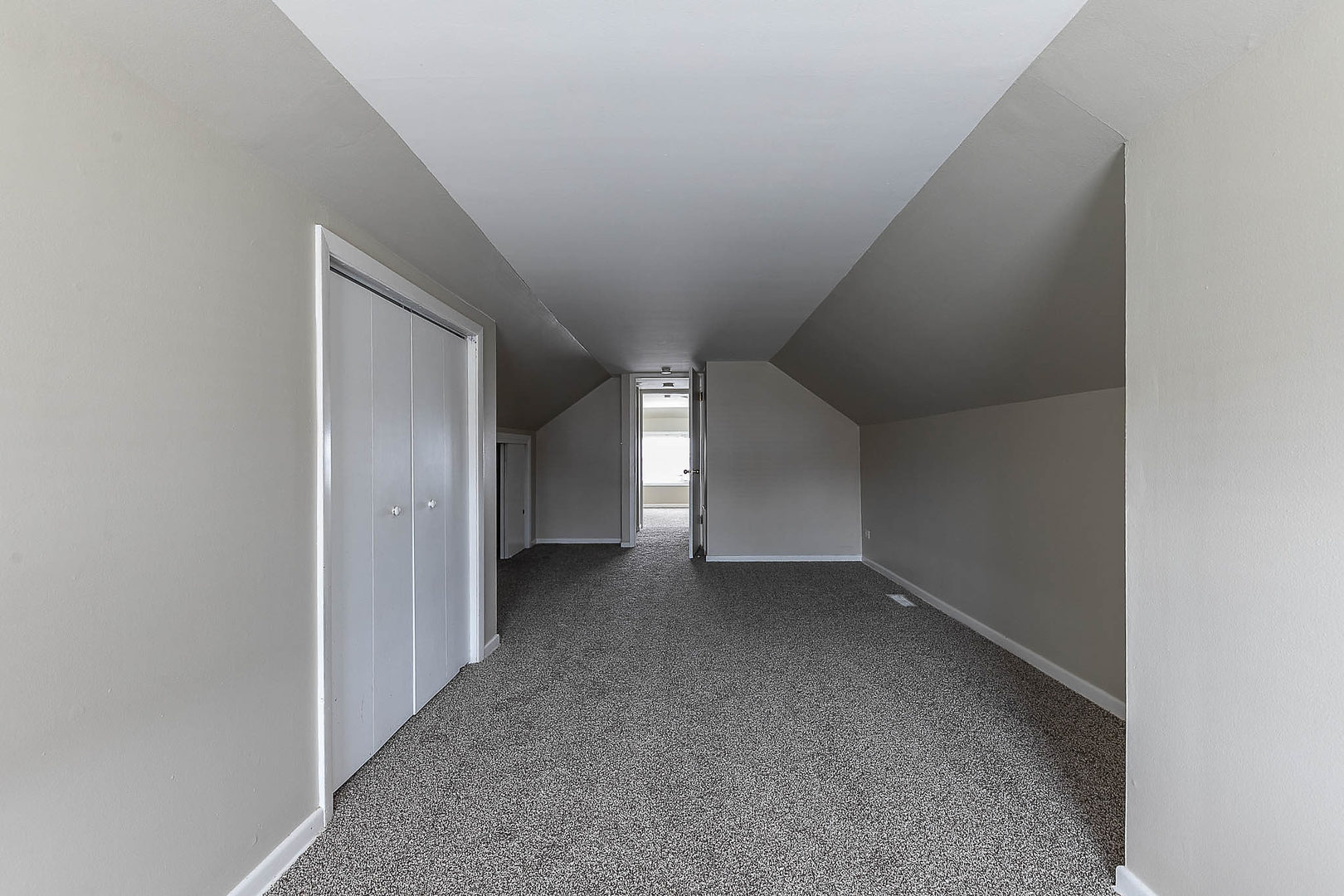 3128 North Linder Avenue Chicago, IL 60641 - Photo 22 of 37