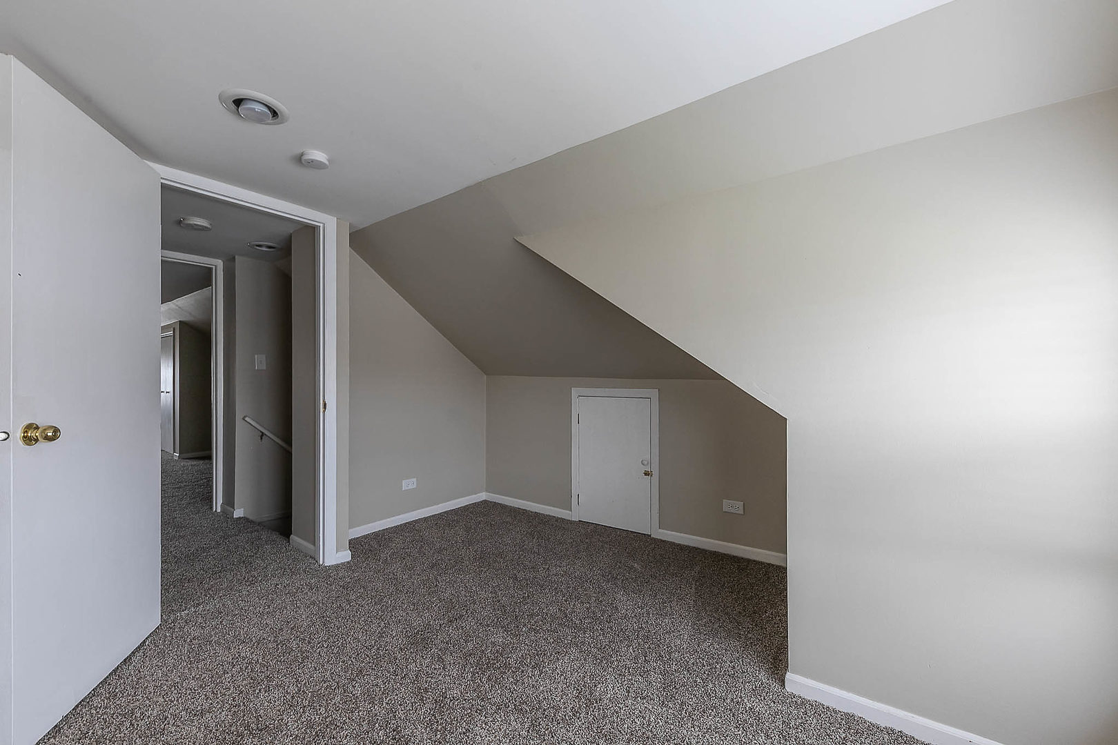 3128 North Linder Avenue Chicago, IL 60641 - Photo 25 of 37