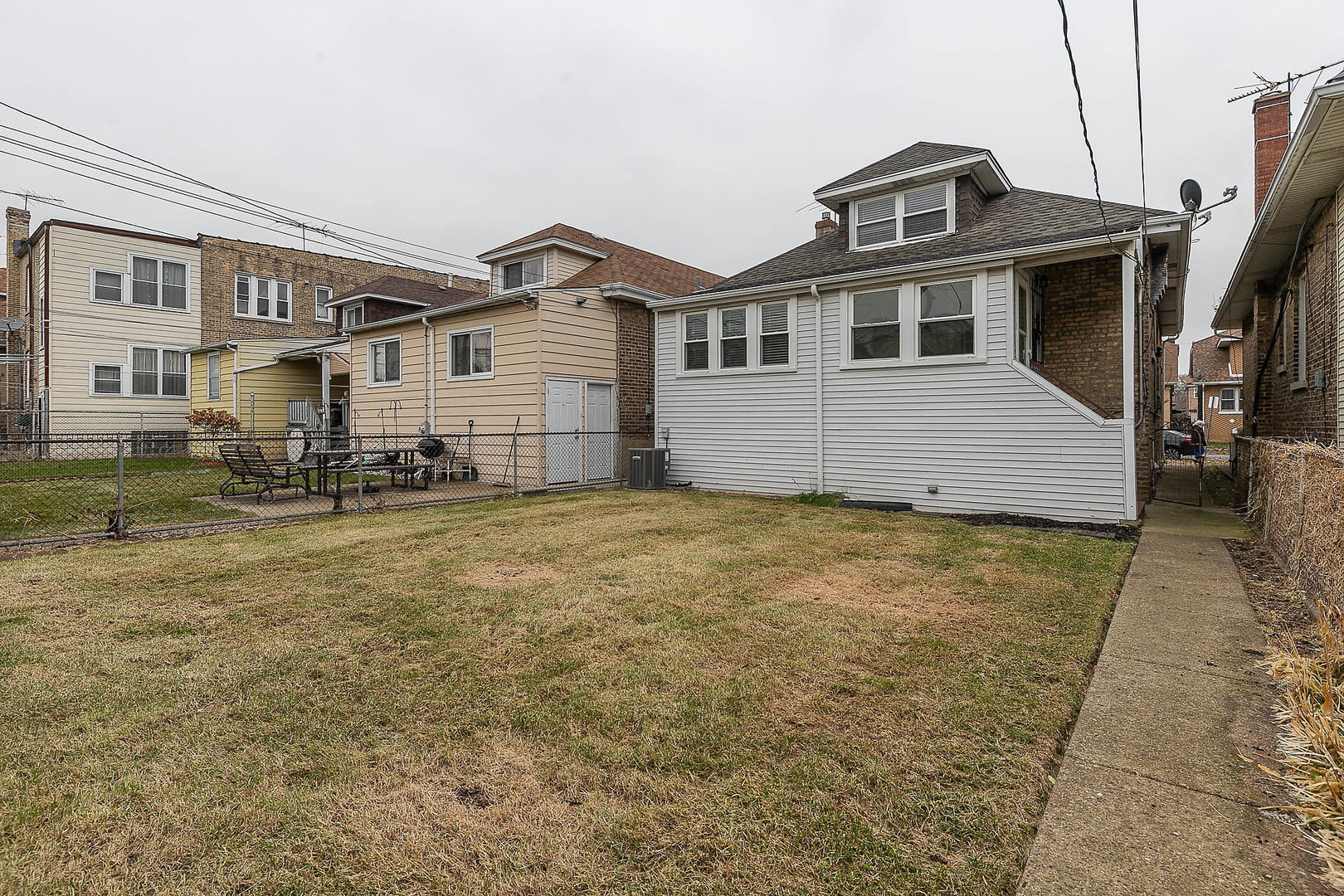 3128 North Linder Avenue Chicago, IL 60641 - Photo 36 of 37