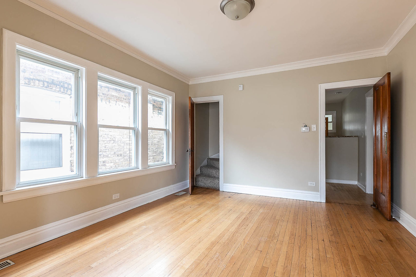 3128 North Linder Avenue Chicago, IL 60641 - Photo 8 of 37