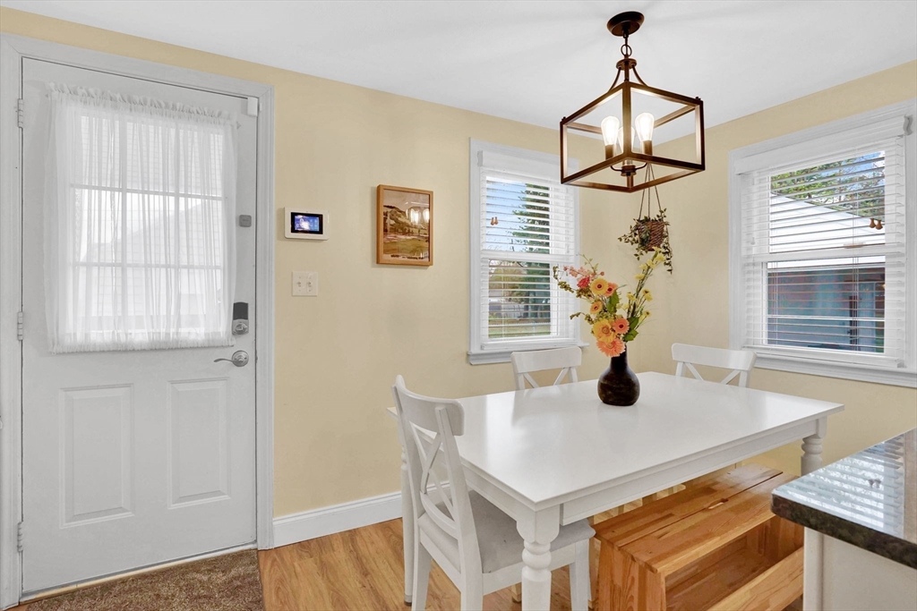 106 Maebeth Street Springfield, MA 01119 - Photo 12 of 28