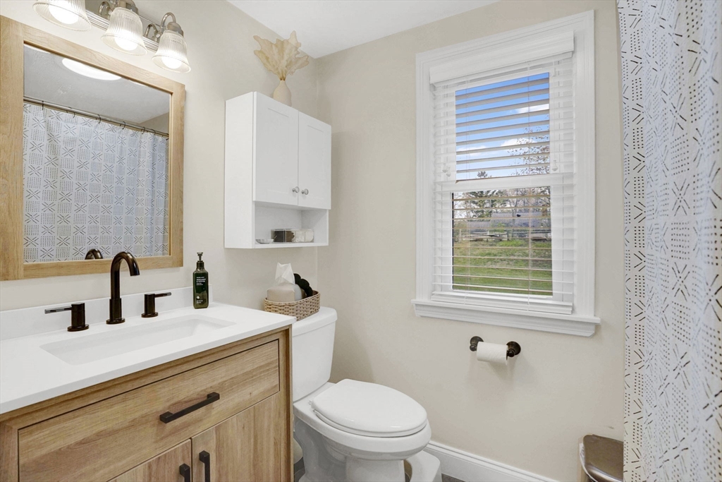 106 Maebeth Street Springfield, MA 01119 - Photo 13 of 28