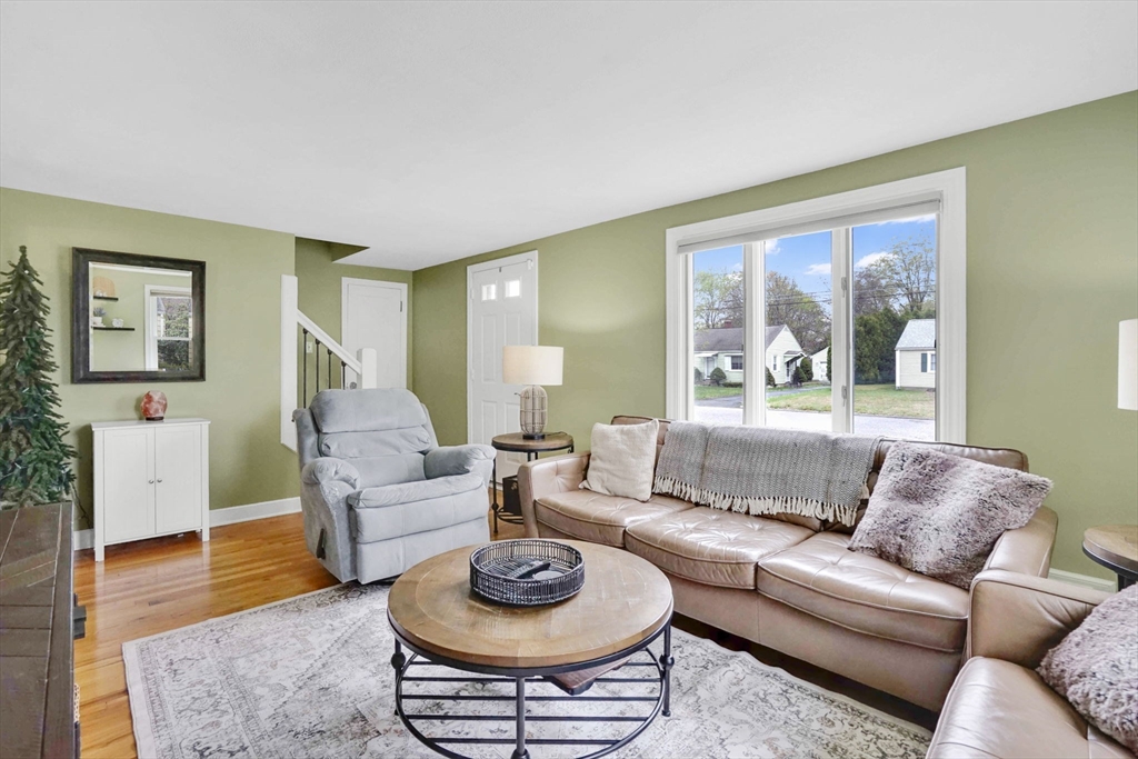 106 Maebeth Street Springfield, MA 01119 - Photo 18 of 28