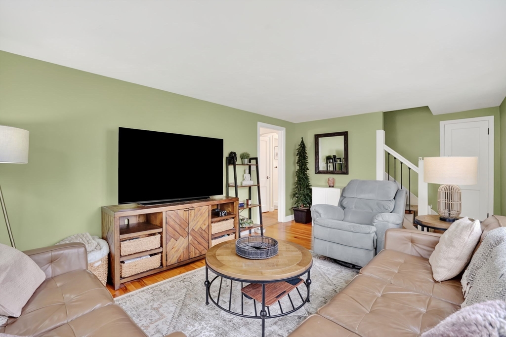 106 Maebeth Street Springfield, MA 01119 - Photo 19 of 28