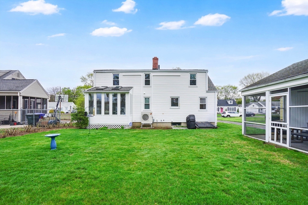 106 Maebeth Street Springfield, MA 01119 - Photo 4 of 28