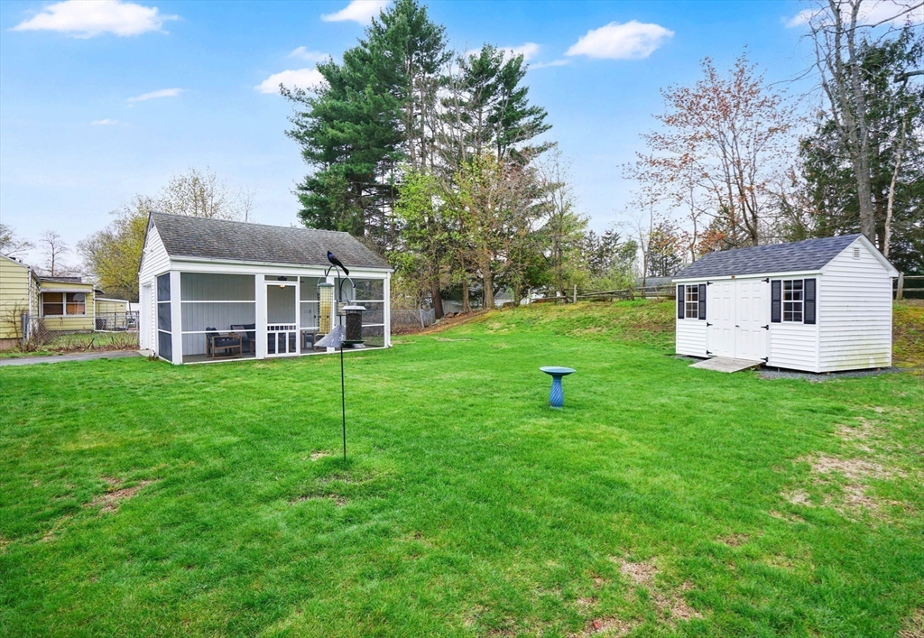 106 Maebeth Street Springfield, MA 01119 - Photo 5 of 28