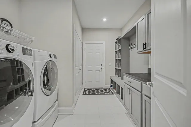 $689,900 | 349 Tupelo Lake Drive, Summerville, SC 29486