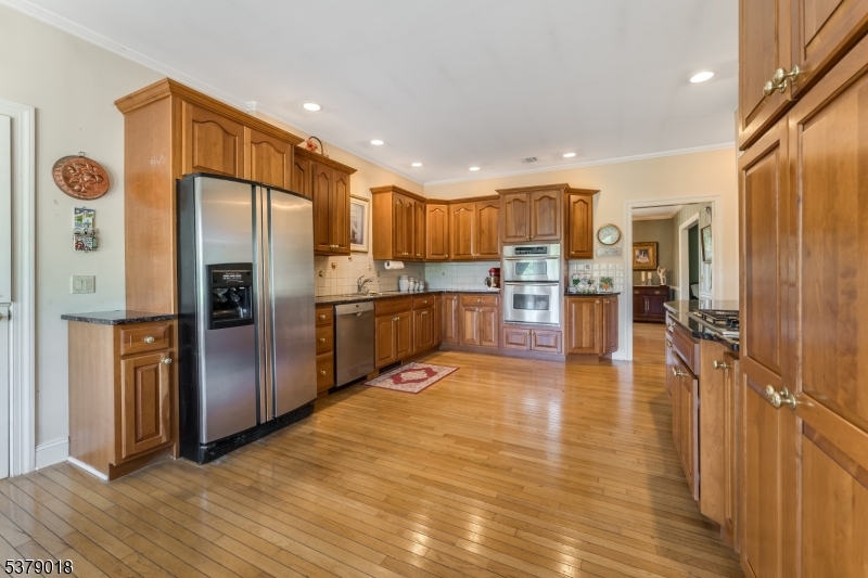 80 Deer Hill Road Lebanon, NJ 08833 - Photo 17 of 35