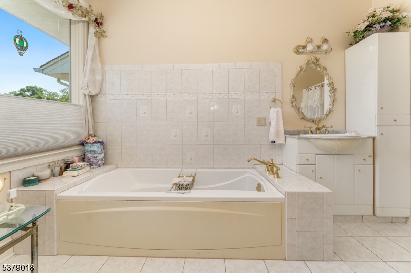 80 Deer Hill Road Lebanon, NJ 08833 - Photo 23 of 35