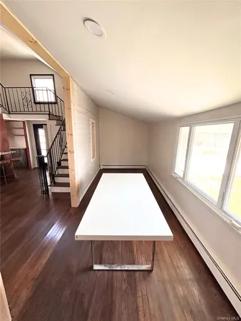 $3,800 | 451 East Main Street, Jefferson Valley, NY 10535