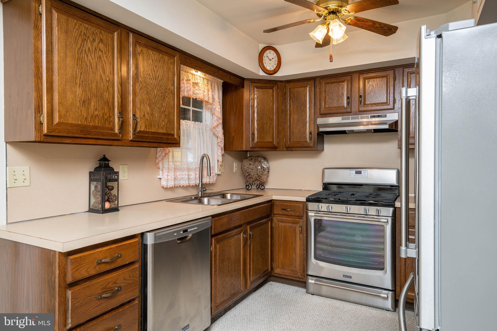 4407 Kutztown Road Temple, PA 19560 - Photo 6 of 17 Gallery Image 6