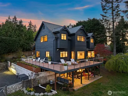 $1,949,000 | 10301 Northeast Lafayette Avenue, Bainbridge Island, WA 98110