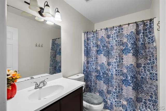 $165,000 | 2206 Gascony Drive, Lake St. Louis, MO 63367