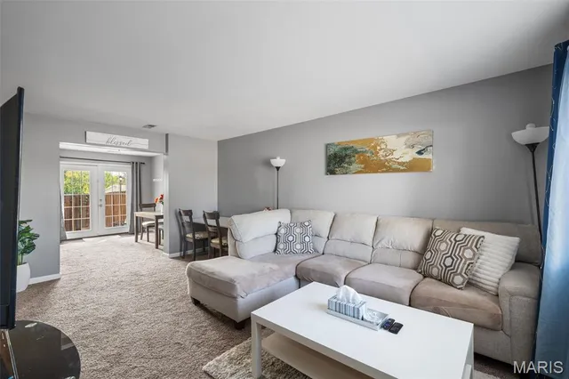 $165,000 | 2206 Gascony Drive, Lake St. Louis, MO 63367