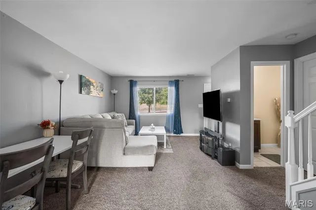 $165,000 | 2206 Gascony Drive, Lake St. Louis, MO 63367