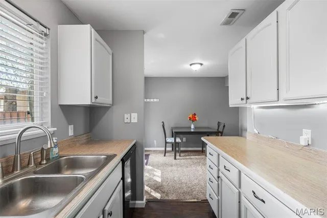 $165,000 | 2206 Gascony Drive, Lake St. Louis, MO 63367