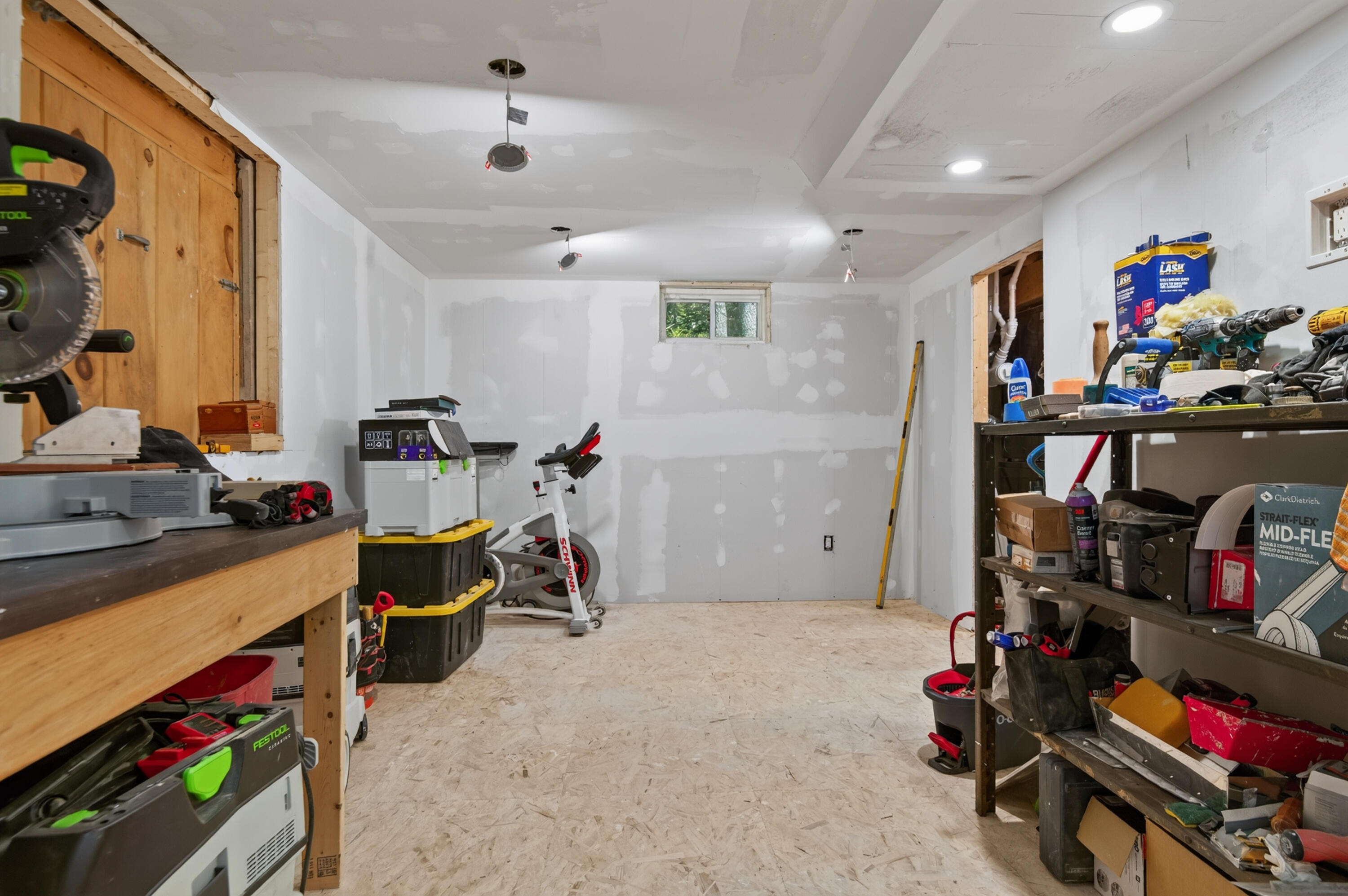 148 Small Point Road Phippsburg, ME 04562 - Photo 32 of 48 38_148 Small Point Rd_Morneau Studios